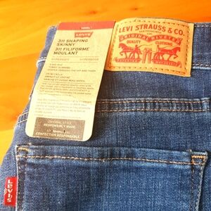 Levi's 311 shaping skinny jeans